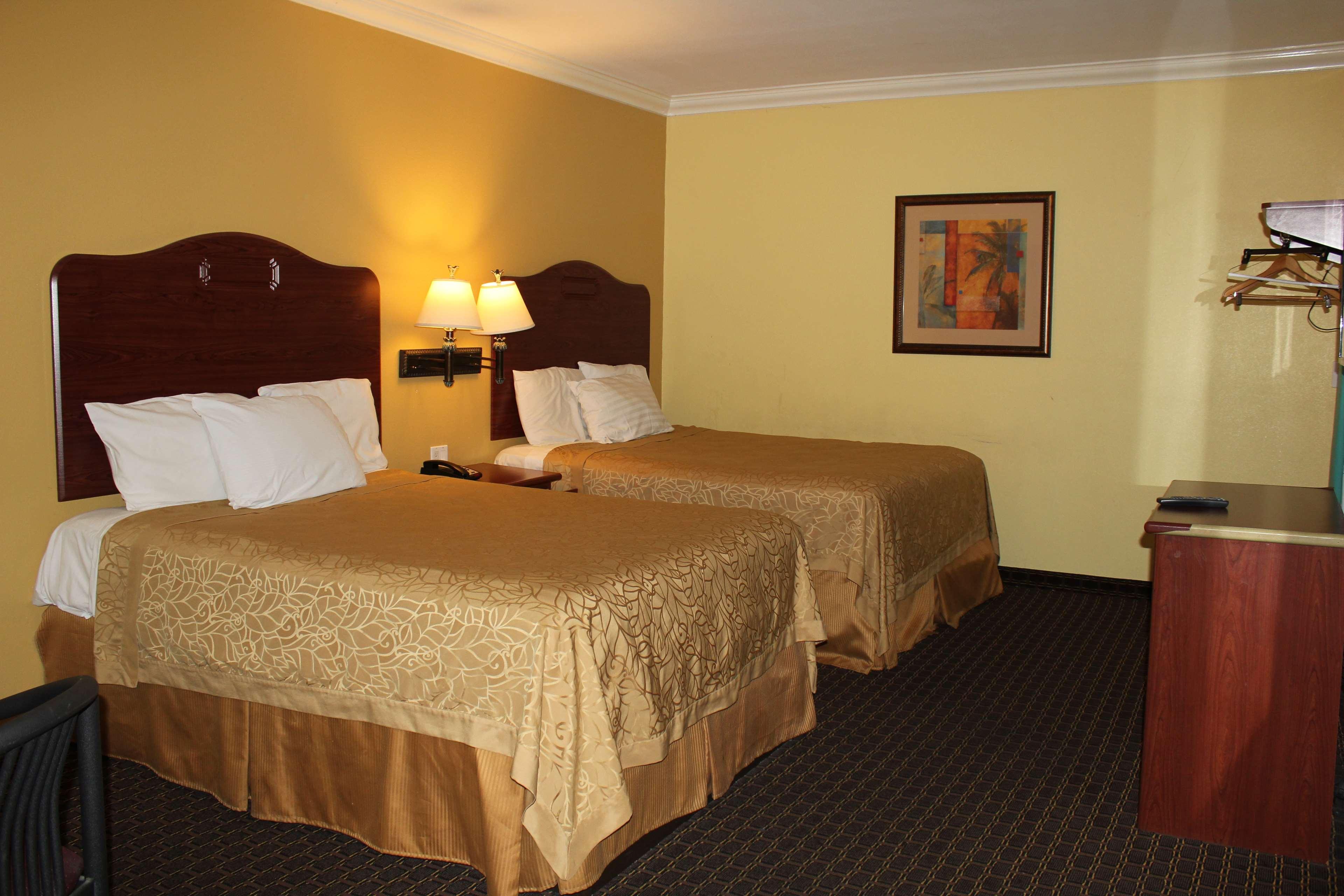 Best Western Jacksonville Inn Bagian luar foto
