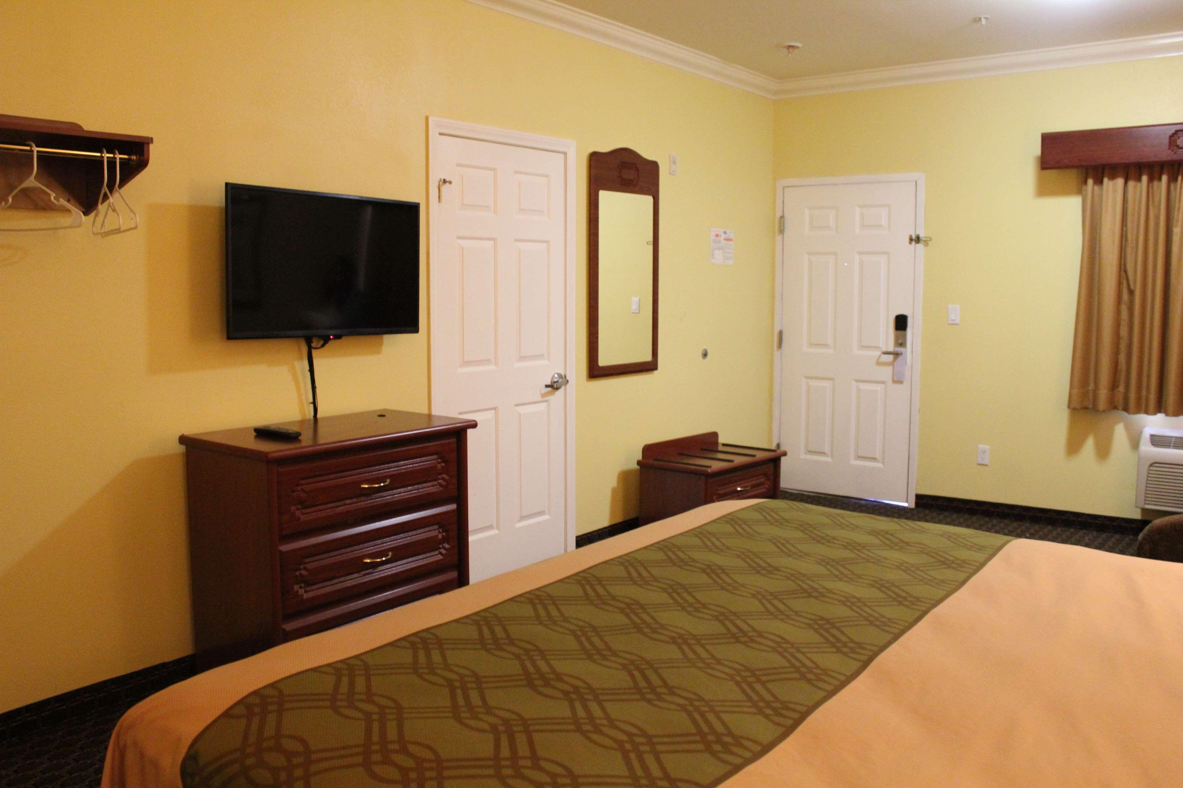 Best Western Jacksonville Inn Bagian luar foto